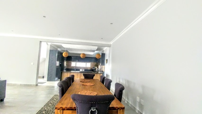 To Let 4 Bedroom Property for Rent in Parklands North Western Cape